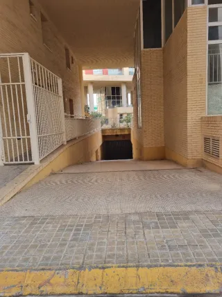 Alquiler  plaza de garaje  + trastero.  EN ALDAIA