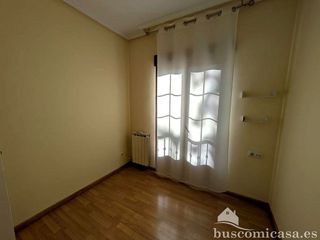 Local comercial en alquiler en Linares