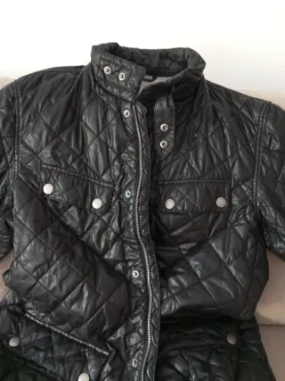 Chaqueta Barbour acolchada negra