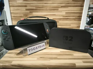 Nintendo Switch + Estuche Gris/Rojo