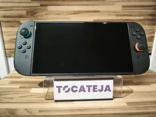 Nintendo Switch + Estuche Gris/Rojo