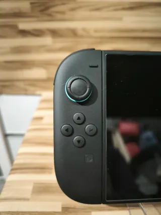 Nintendo Switch + Estuche Gris/Rojo