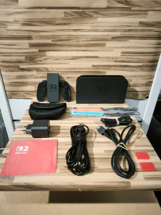 Nintendo Switch + Estuche Gris/Rojo