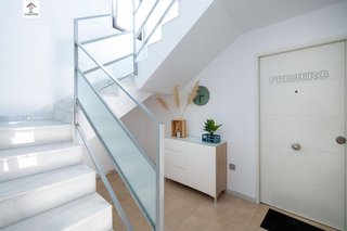 Edificio en venta en Zubia (La)