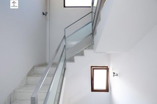 Edificio en venta en Zubia (La)