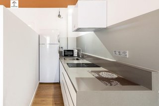 Edificio en venta en Zubia (La)