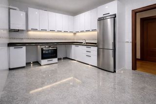 Piso en alquiler en Centro - Ayuntamiento en Santander