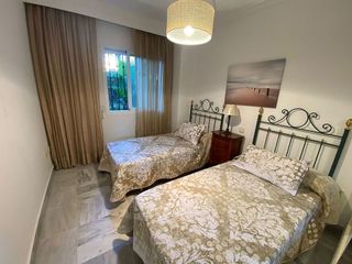 Piso en venta en Nueva Andalucía centro en Marbella