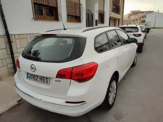 Opel Astra 2013