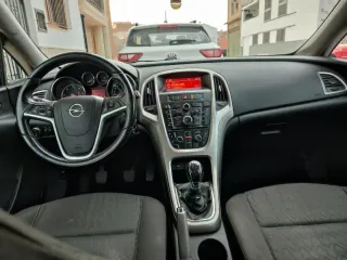 Opel Astra 2013