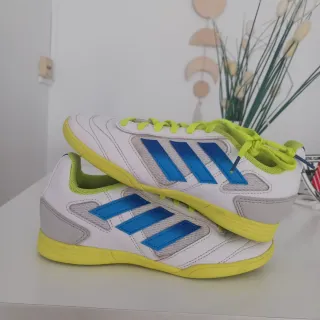 Zapatos Fútbol Sala Adidas Talla 35
