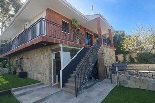 Chalet en venta en Can Parellada en Terrassa