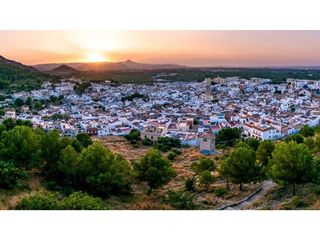 Local comercial en venta en Oliva pueblo en Oliva