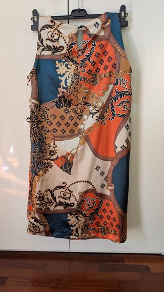 Vestito fantasia taglia 44 come nuovo