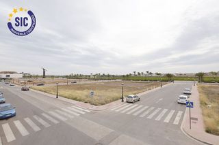 Garaje en venta en Rafelbuñol/Rafelbunyol