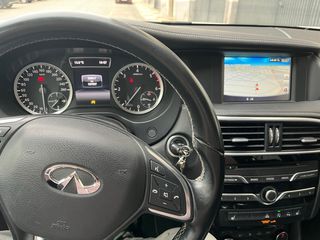 Infiniti Q30 2018