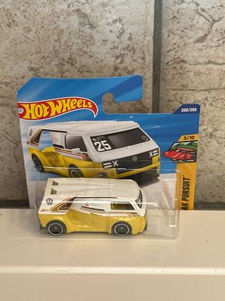 Hot Wheels VW T3 Custom Peak Pursuit 200/250 2025