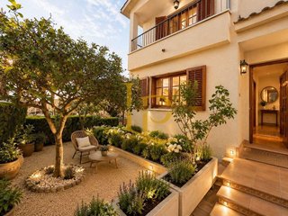 Chalet en venta en Altamira - Canaletes en Cerdanyola del Vallès
