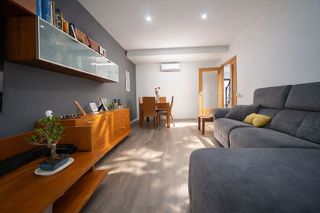 Casa adosada en venta en Mestral en Reus