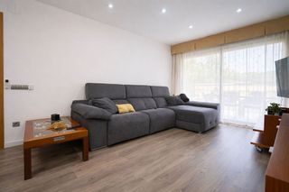 Casa adosada en venta en Mestral en Reus