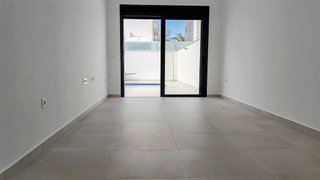 Casa adosada en venta en Zona Pueblo en Pilar de la Horadada