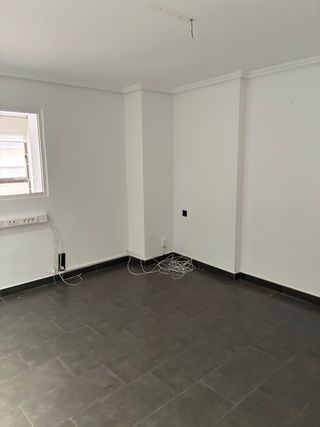 Alquilo local para Oficinas en Elche
