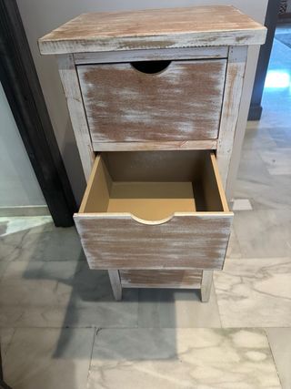 Mueble alto cajonera de madera con 4 cajones