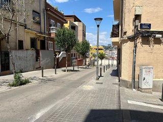 Garaje en venta en Artigas - Llefià en Badalona
