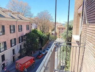Piso en alquiler en Palacio en Madrid