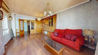 Casa adosada en venta en Elda