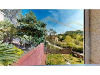 Chalet en venta en Corbera de Llobregat