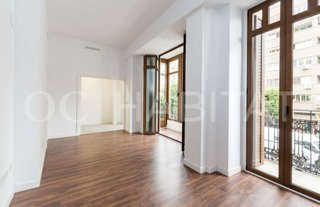 Piso en venta en El Grau en Valencia