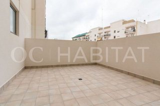 Piso en venta en El Grau en Valencia