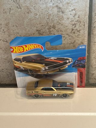Hot Wheels 70 Dodge Hemi Challenger