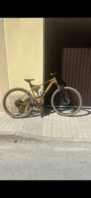 Bicicleta Cube