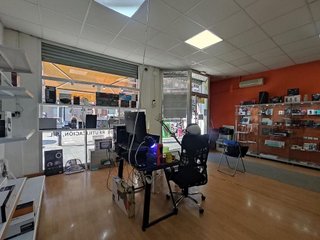 Local comercial en venta en L´Amistat en Valencia