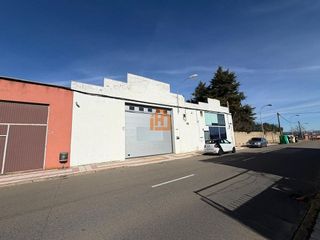 Nave industrial en alquiler en Trobajo del Camino en San Andrés del Rabanedo