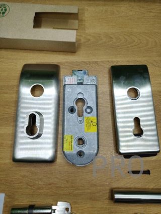 Manilla para puertas de cristal  Tesa