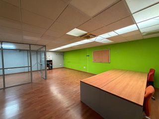 Edificio en venta en Salteras