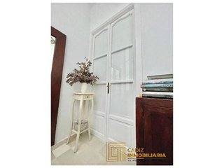 Piso en venta en Centro Histórico - Plaza España en Cádiz