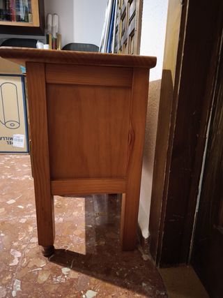 Cuarto completo de madera de pino