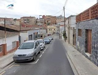 Chalet en venta en Sant Vicenç dels Horts