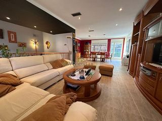 Chalet en venta en Cervelló