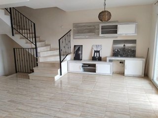 Casa adosada en venta en Zona Urbanizaciones en Alzira