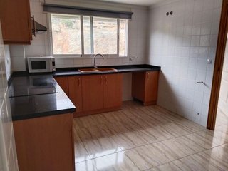 Casa adosada en venta en Zona Urbanizaciones en Alzira