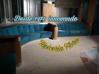 Tapicería Flores: Divani, Sedie, Tavoli
