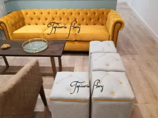 Tapicería Flores: Divani, Sedie, Tavoli