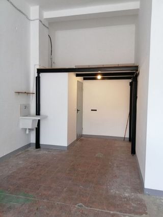 Local comercial en alquiler en Cardenal Benlloch en Mislata