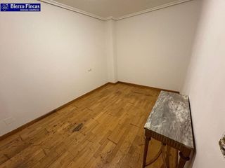 Piso en venta en Casco Antiguo en León