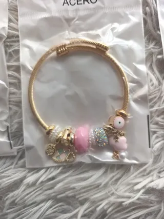Pulseras Acero con Dijes (Oro y Plata)